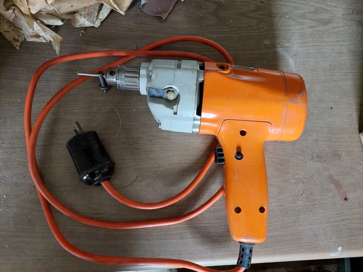 Illustration de Foreuse B&D 